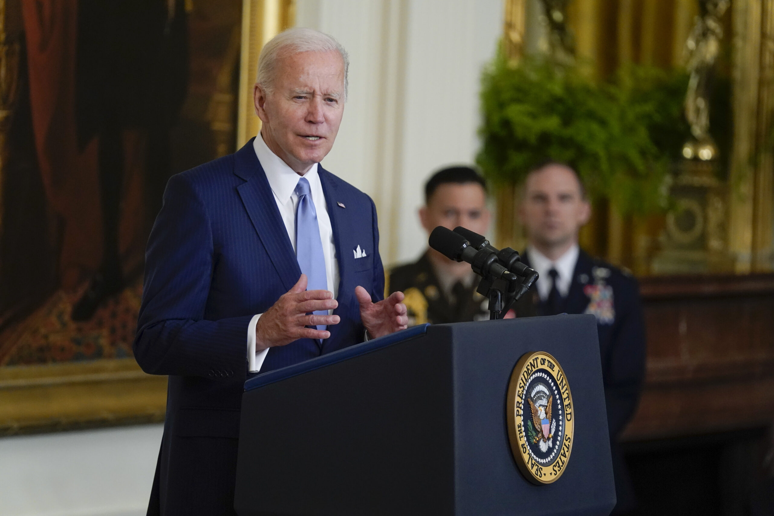Highland Park shooting heightens pressure on Biden to confront crime