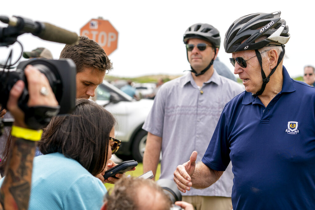 Slidin’ Biden: Approval falls below 30%