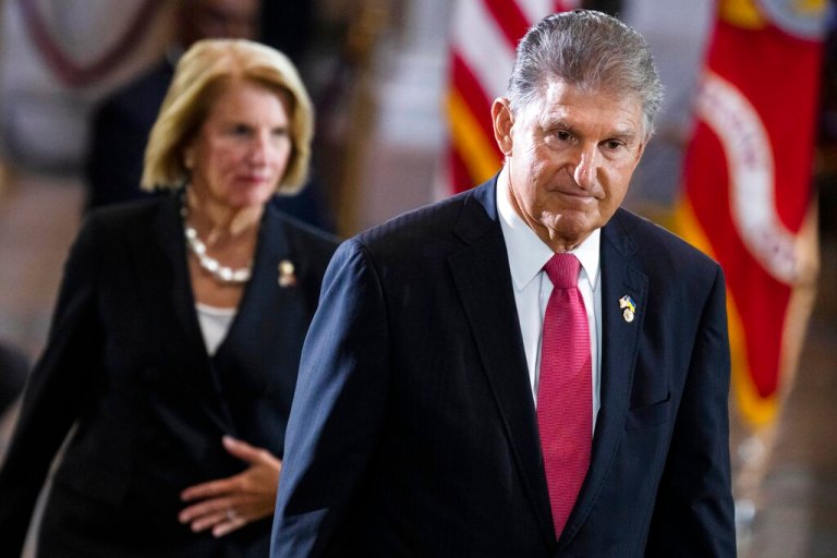 Despite Manchin, House Democrats hope for spending bill win before elections