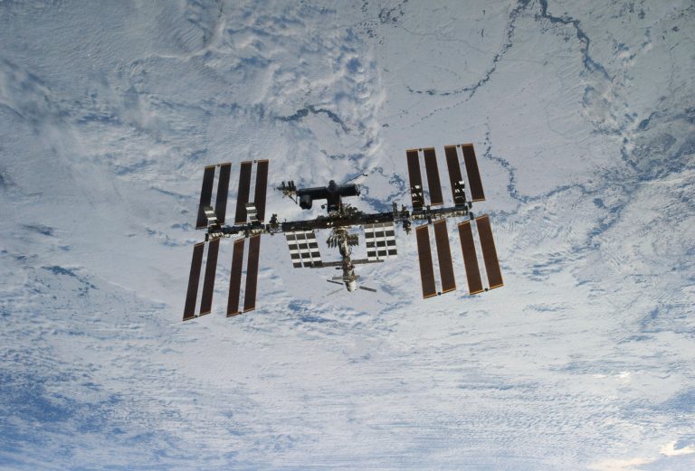 US and Russia find common ground to keep space station operating