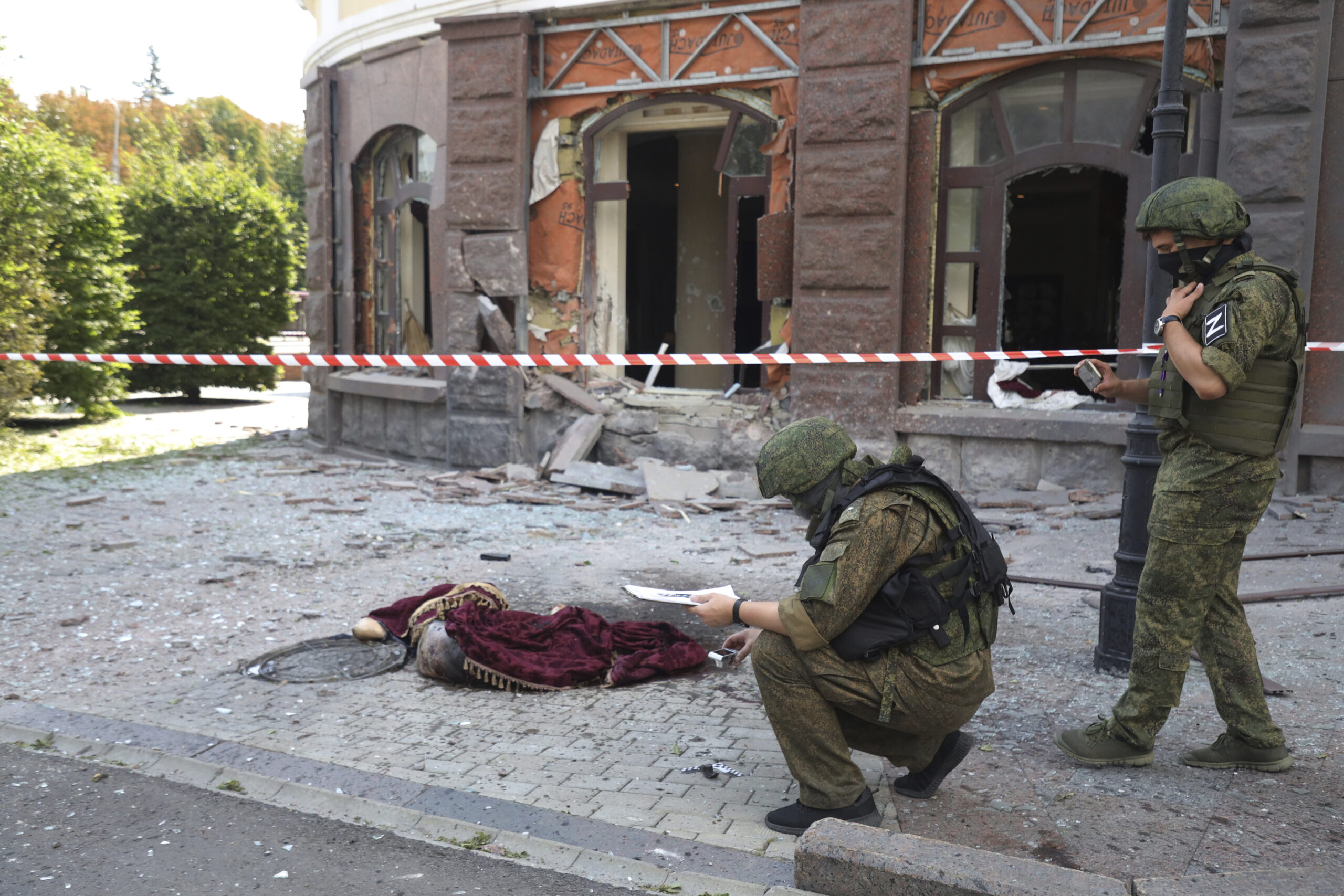 Ukrainian army uses populated residential areas and hospitals as military bases: Report