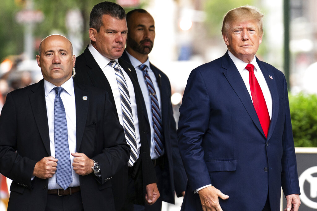 Trump files supplemental motion seeking appointment of special master