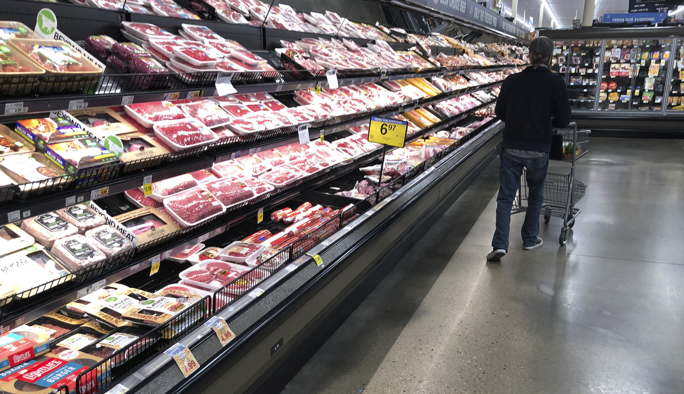 Inflation comes in hotter than expected at 0.9% in January in producer price index