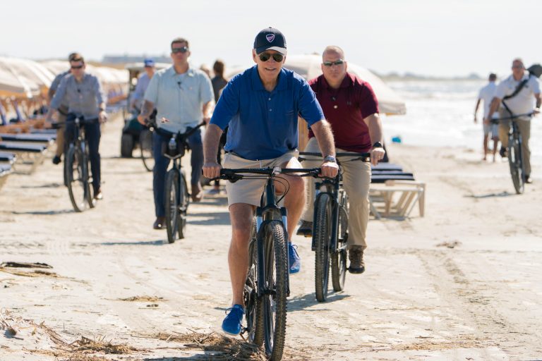 White House foreshadows Biden’s midterm elections traveling salesman tour