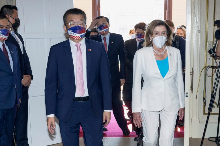 China imposes sanctions on Taiwanese officials following high-profile visits from US politicians