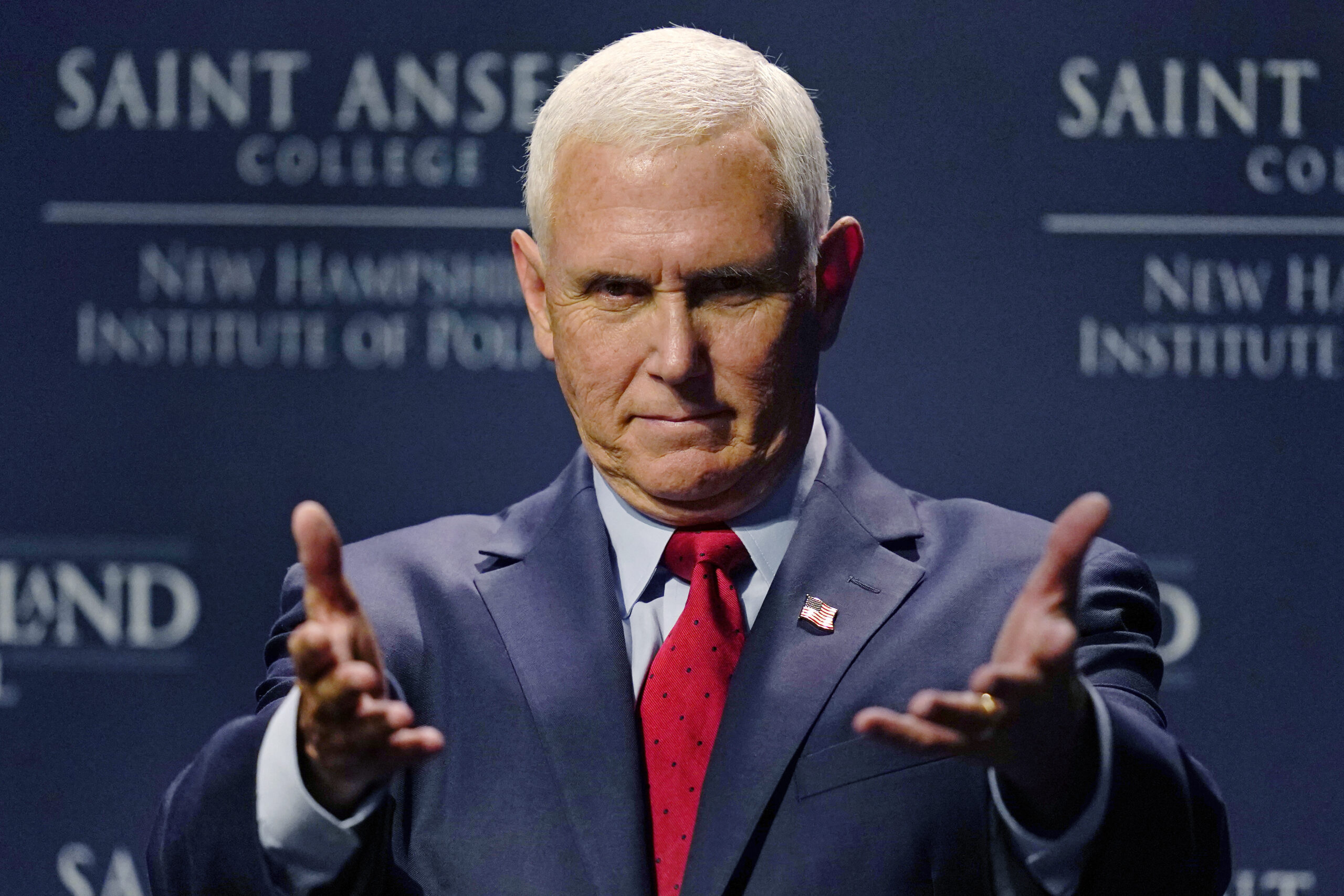 Mike Pence courts New Hampshire politicos as 2024 speculation brews