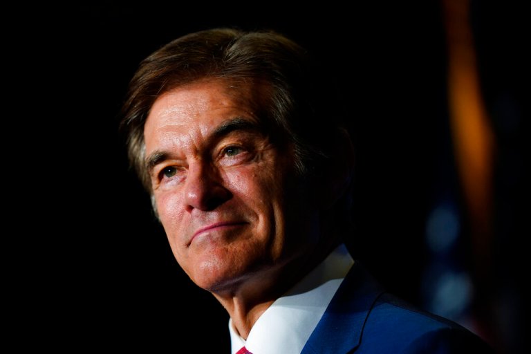 Mehmet Oz, a Republican candidate for U.S. Senate in Pennsylvania, takes part in a Republican Jewish Coalition event in Philadelphia, Wednesday, Aug. 17, 2022.