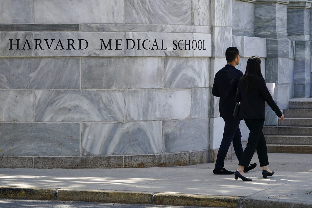 Harvard Medical School dumps US News rankings following law school exodus