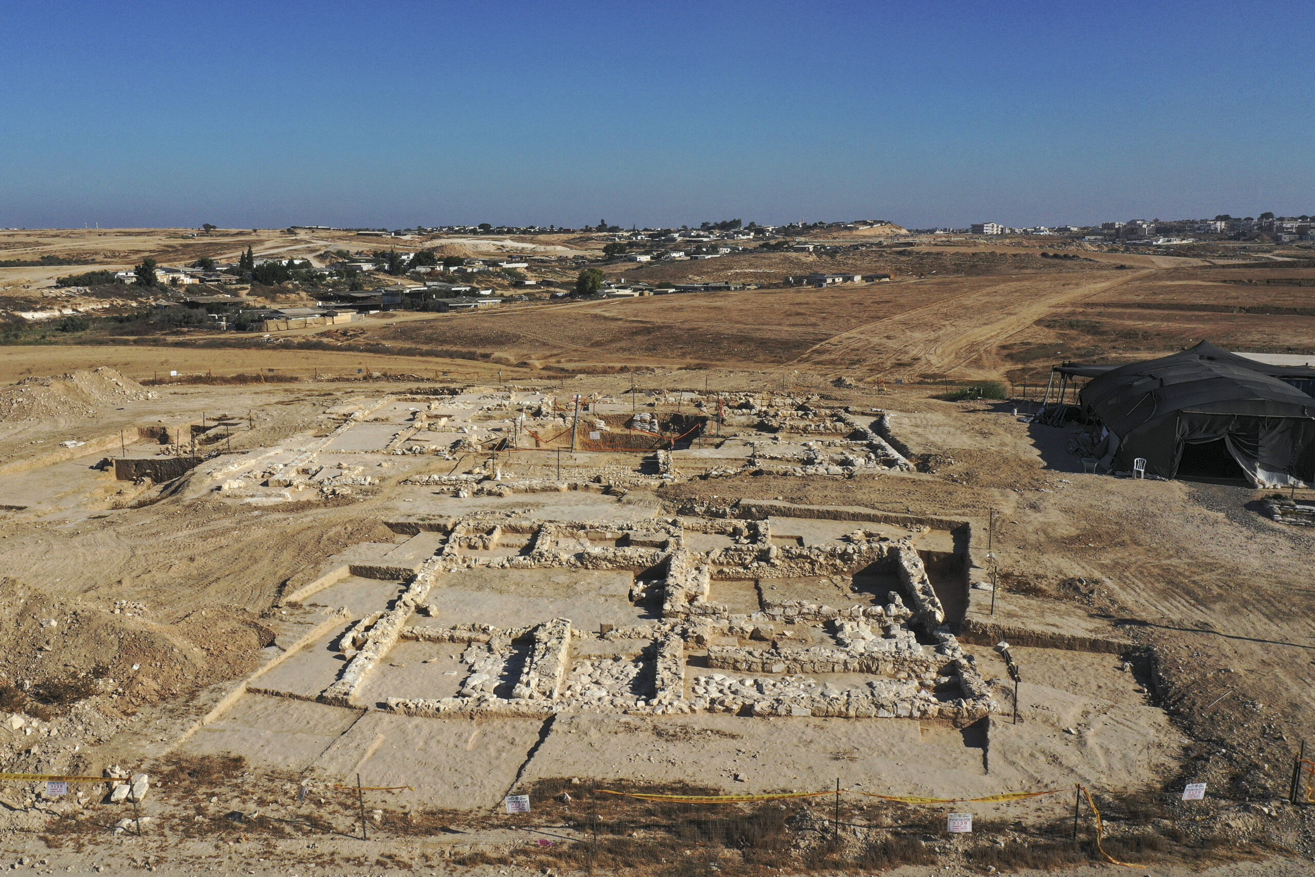 Ancient Egyptian scarab discovered during middle school field trip in Israel