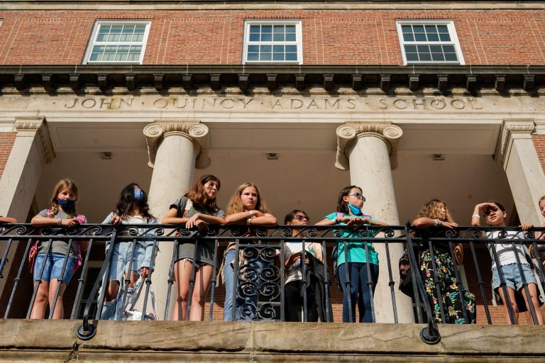 DC teachers union enters third month without contract with public schools