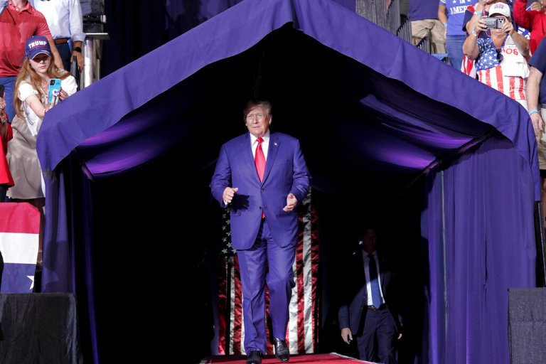 Truth or dare: Trump remains coy on whether he will return to Twitter in wake of Musk takeover