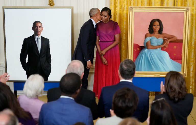 SEE THE PAINTINGS: Official White House portraits of Barack and Michelle Obama unveiled