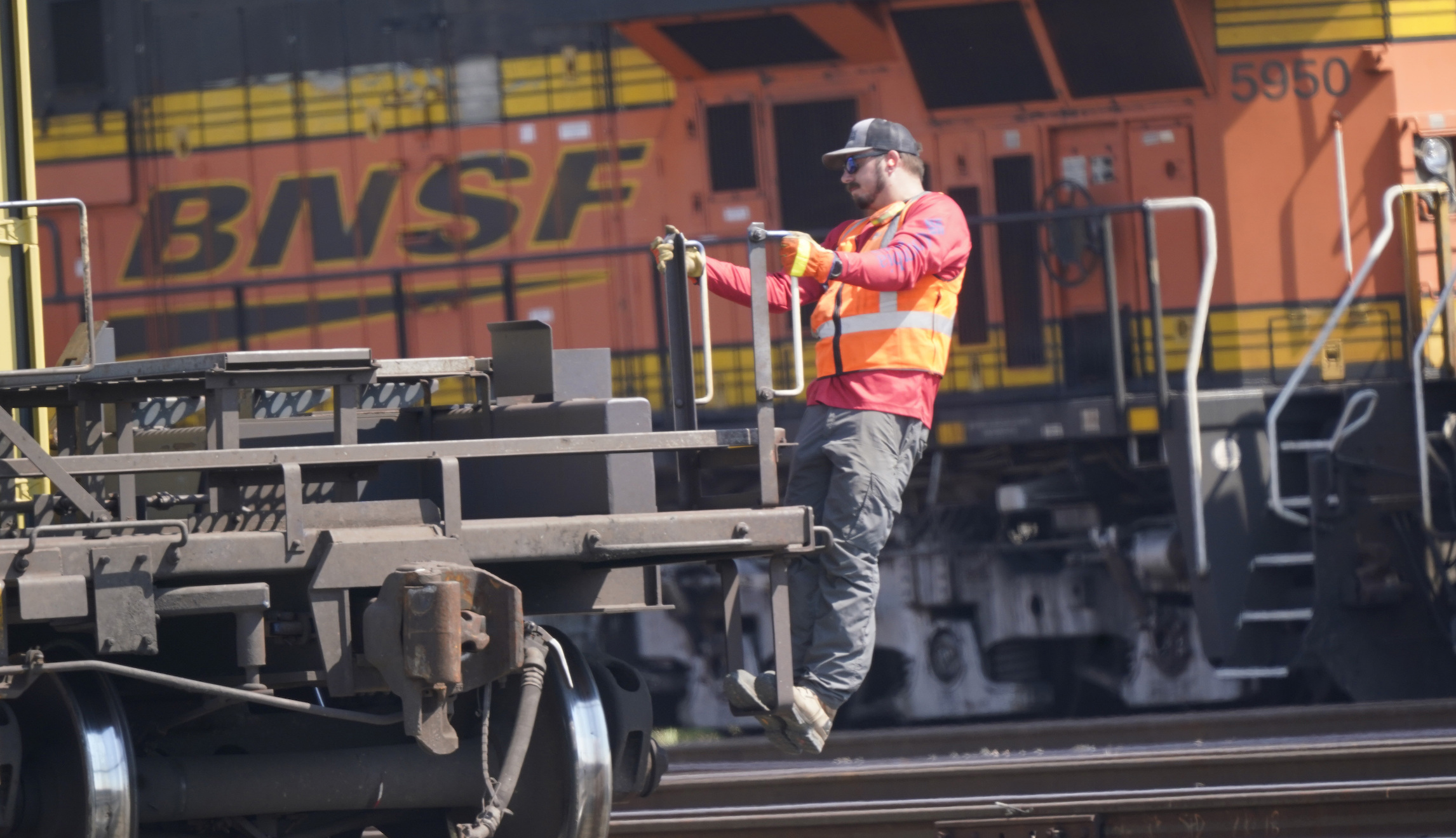 ‘Joe Biden blew it’: Rail workers union lashes out at the White House