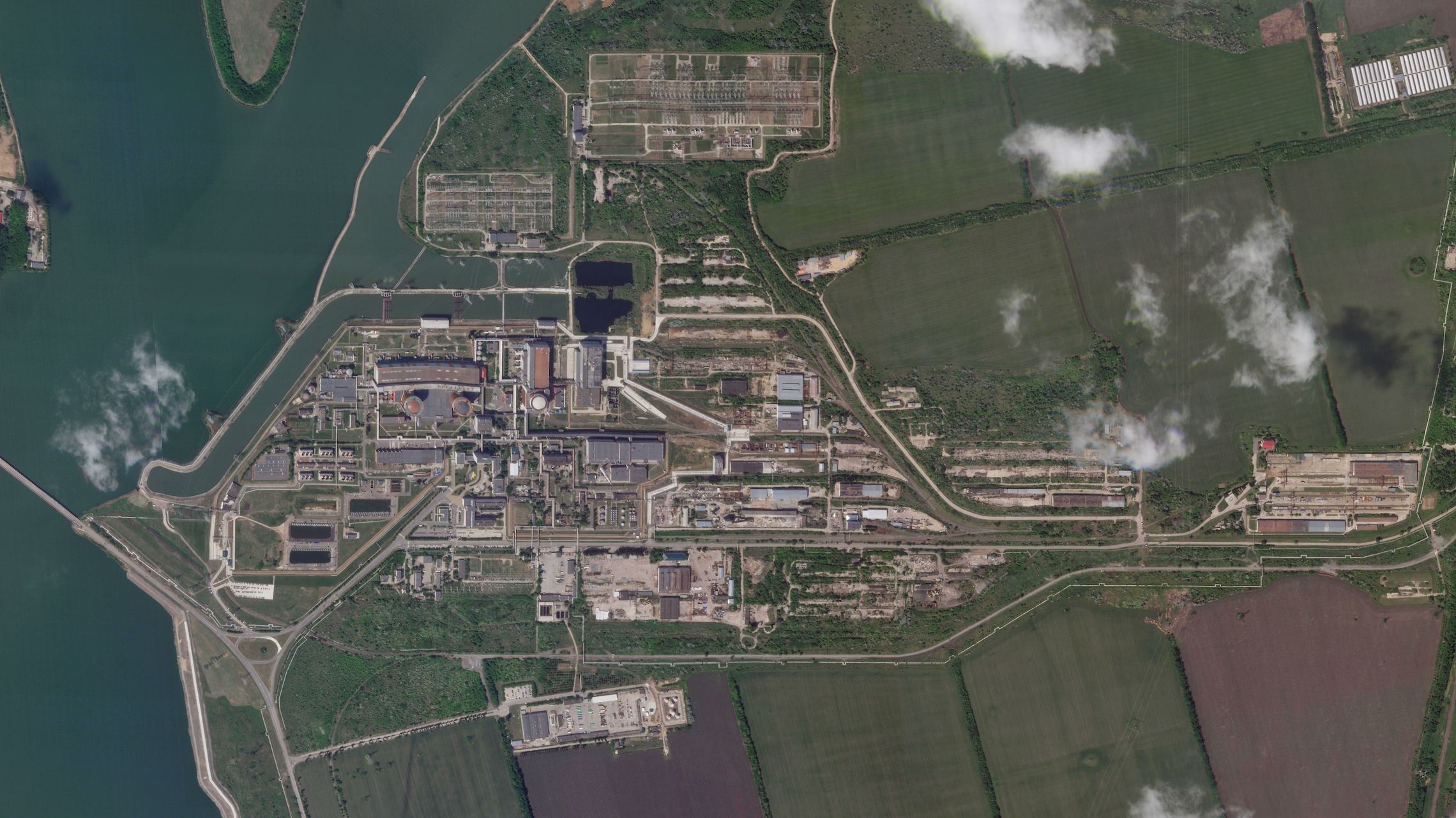 Russian missile nearly hit nuclear power plant, Ukraine says