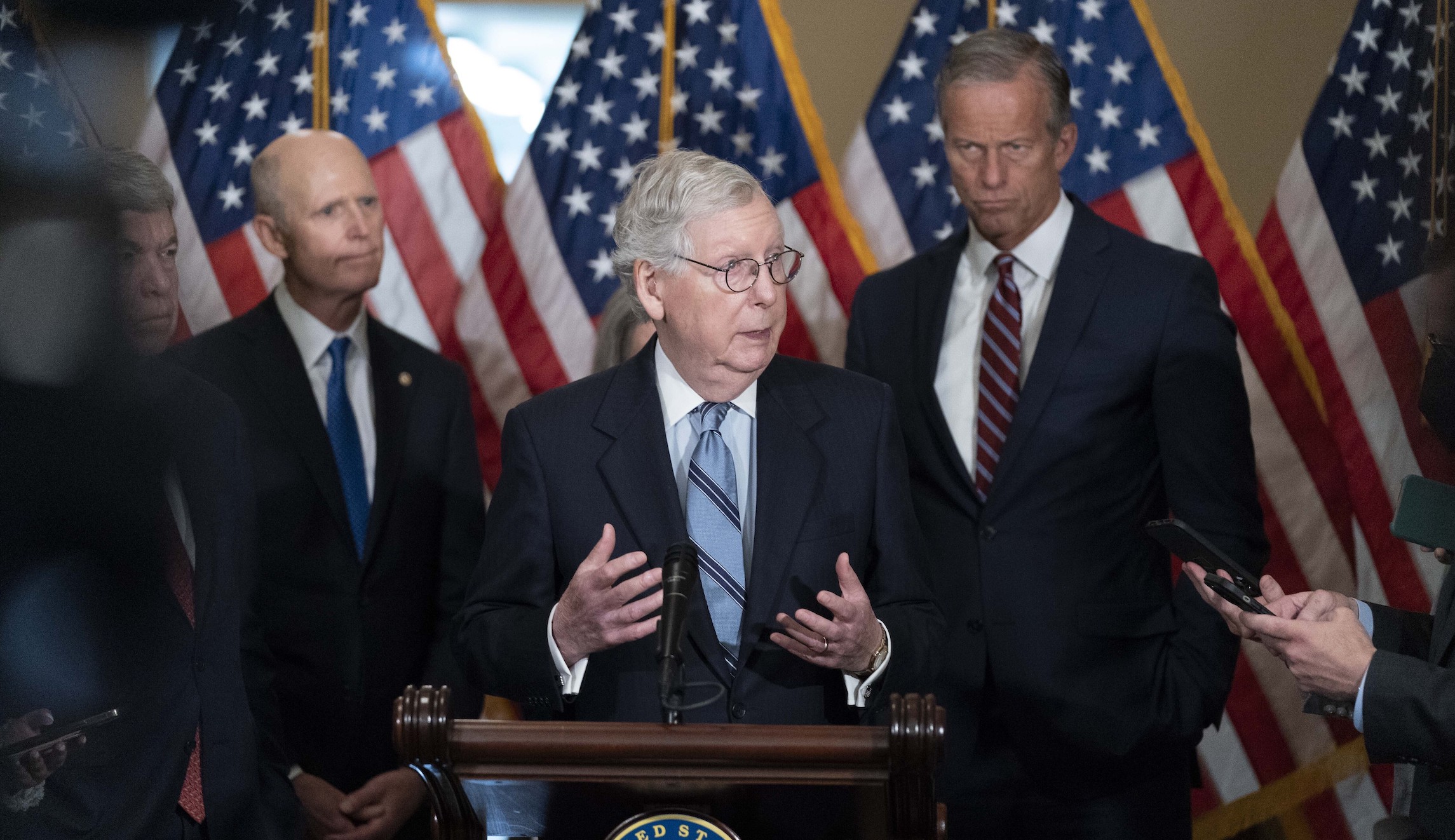 McConnell calls GOP governors flying migrants to blue states a ‘good idea’