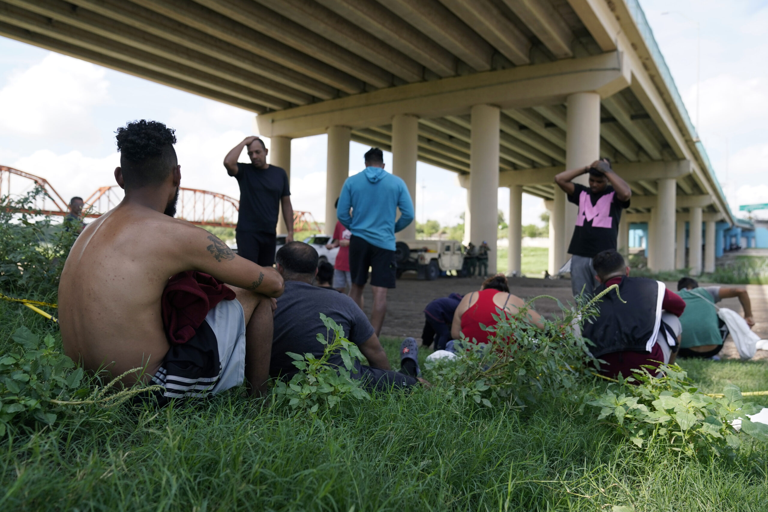 Nantucket officials alerting of possible migrant flight: Report