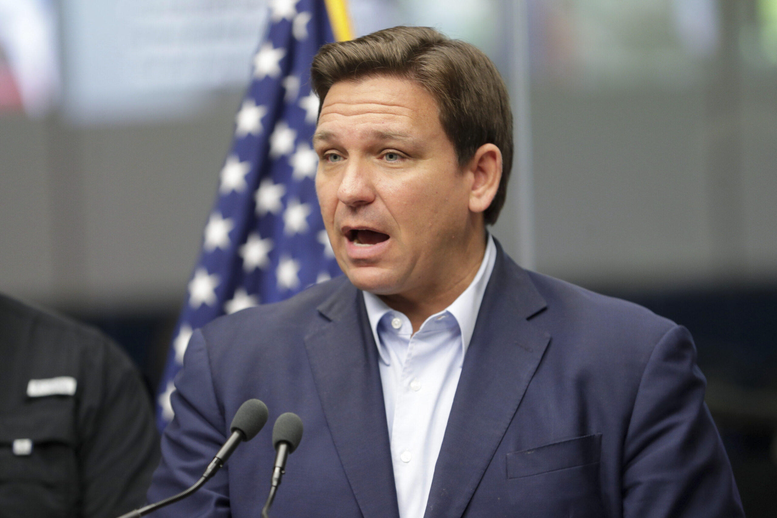 Former DeSantis super PAC spokesman defects to Trump team