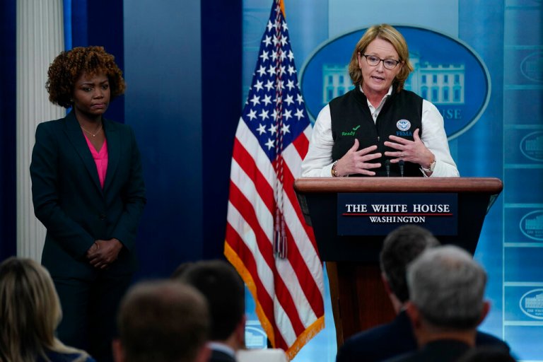 White House dodges on shipping waiver for fuel-starved Puerto Rico