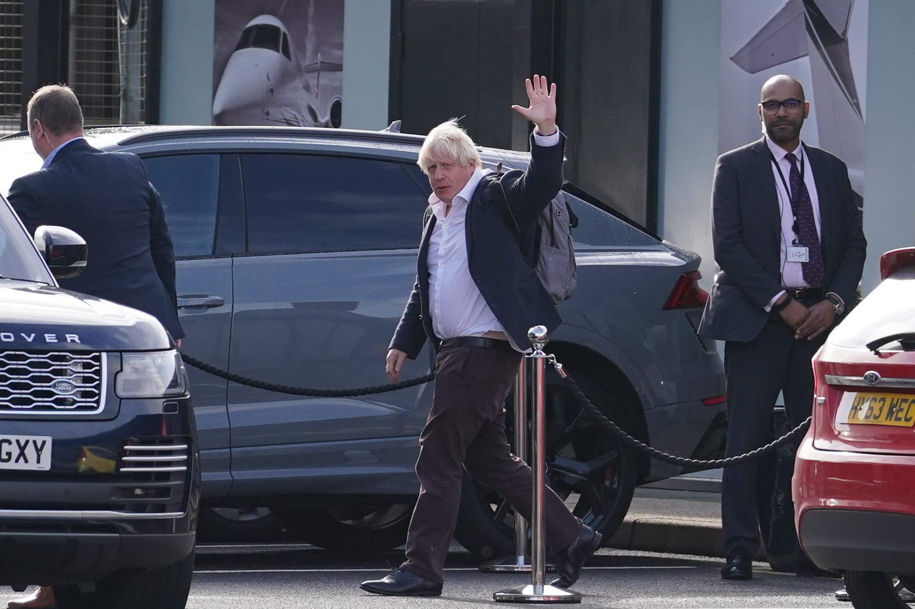BoJo 2.0: Johnson returns to UK amid rumors he will run for leader after Liz Truss resignation
