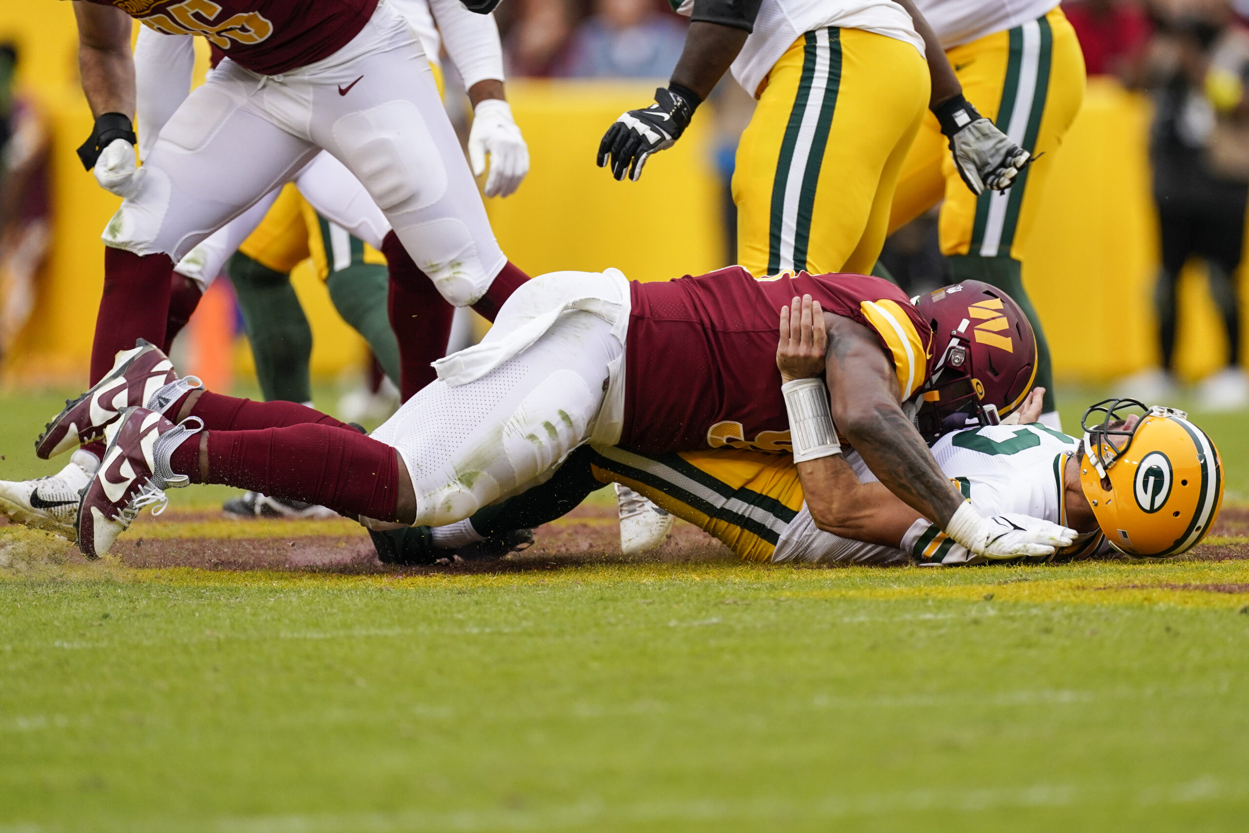 NFL considering ejecting players for roughing the passer: Report