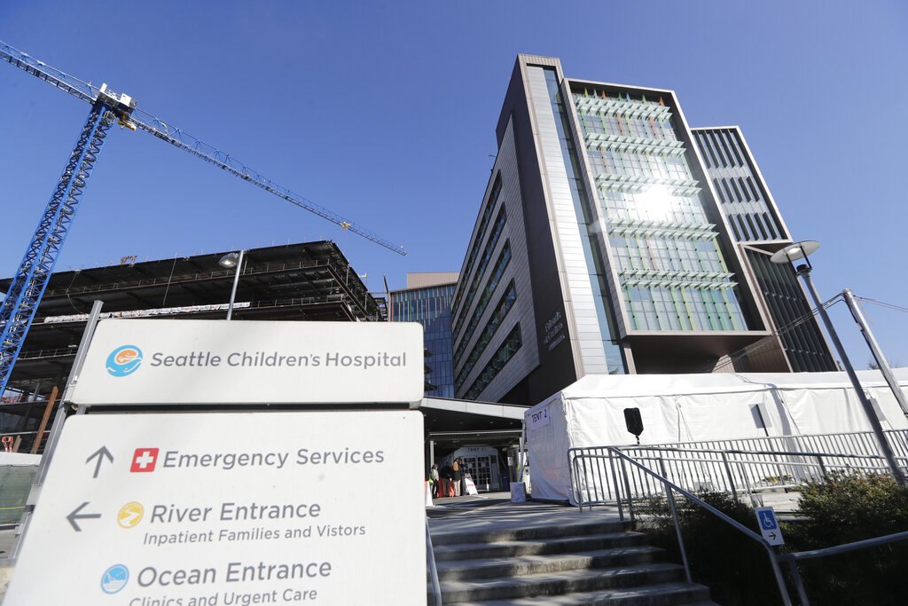 Doctors ask Biden to declare emergency over RSV surge among children