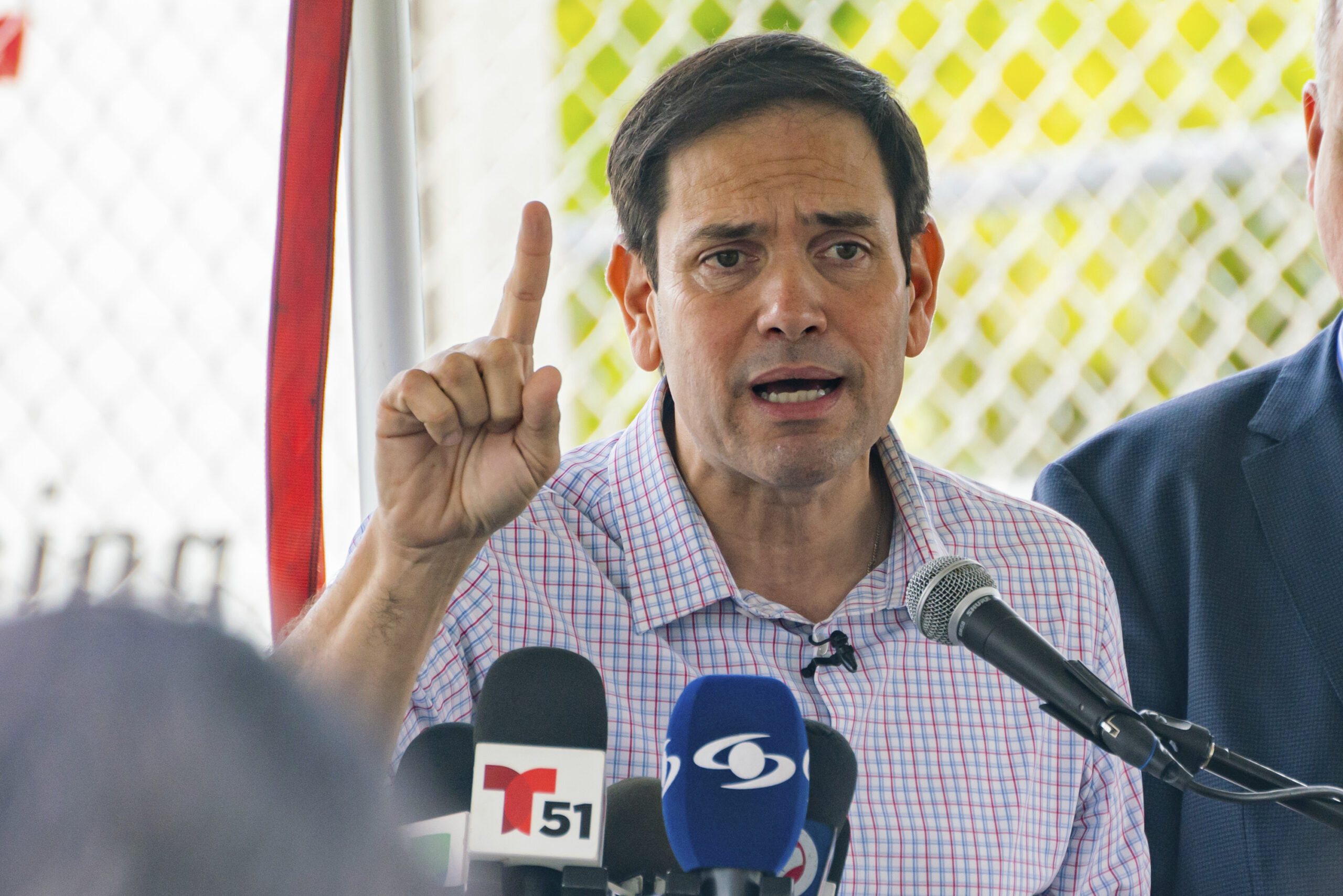 Mother of suspect accused of assaulting Rubio canvasser refuses to bail out son