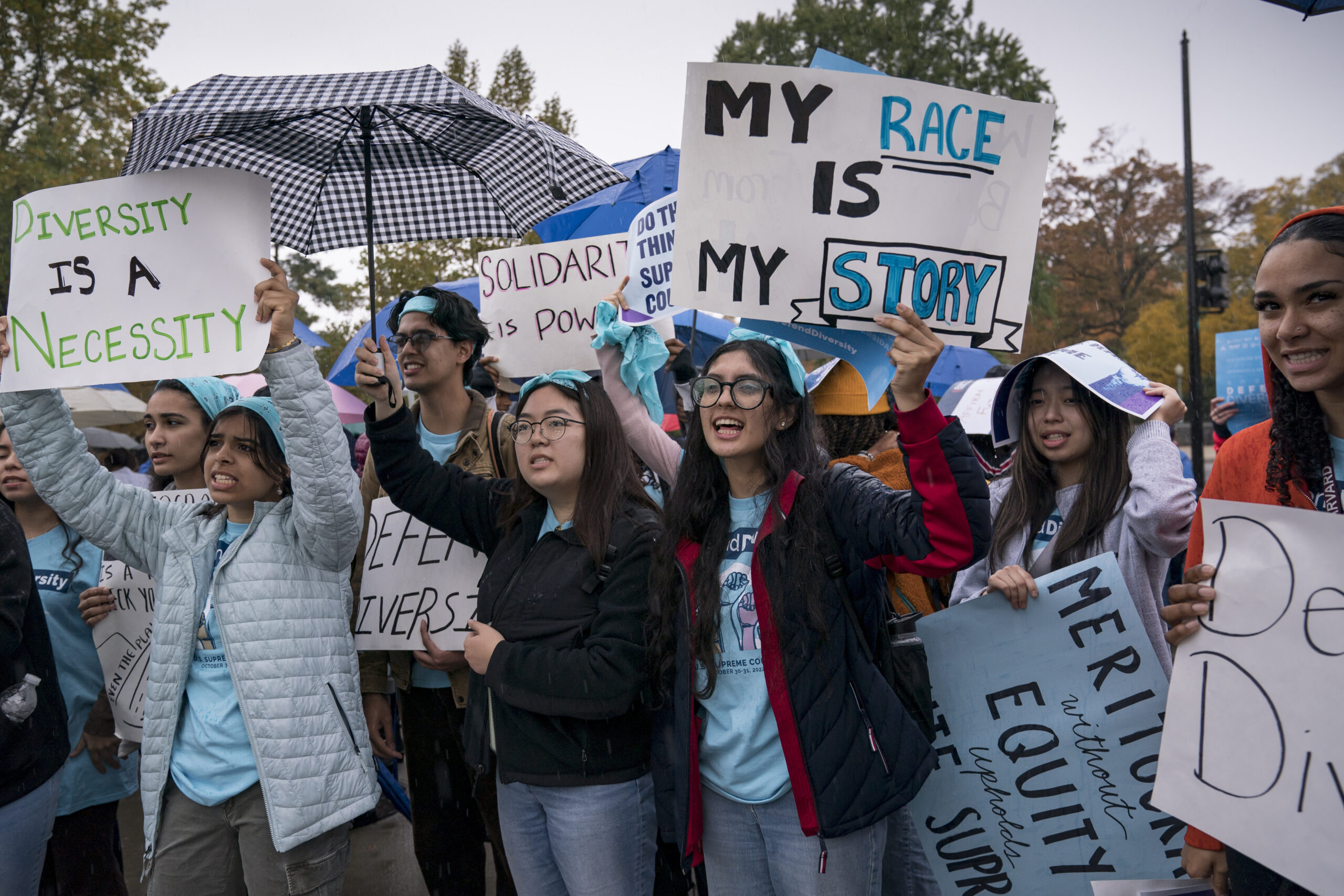 Supreme Court bans affirmative action in ruling against race-conscious college admissions