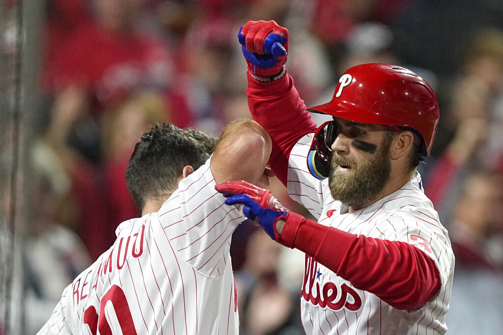 Harper, Phillies tie World Series mark with five home runs, top Astros