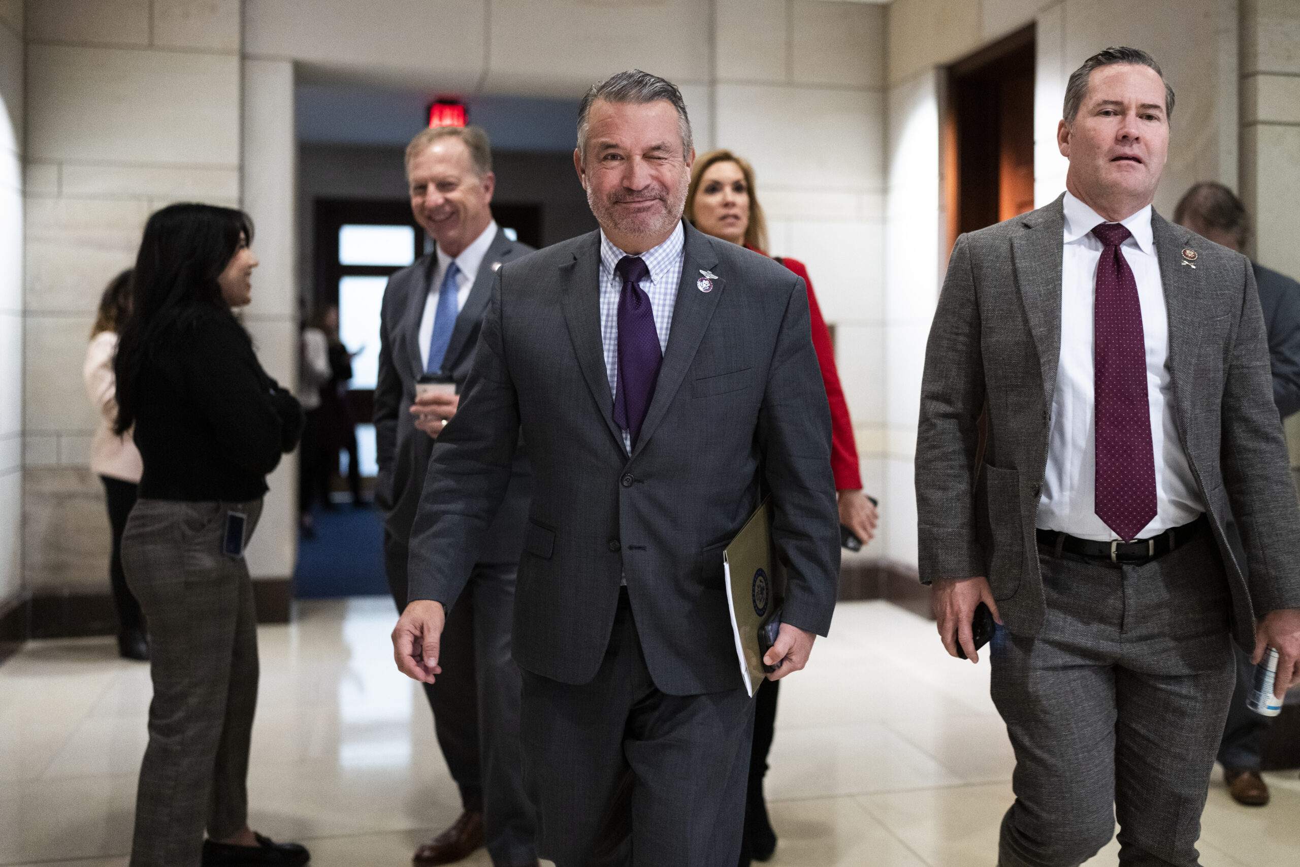 Desperate deal: Centrist Republicans may join Democrats to end speakership nightmare