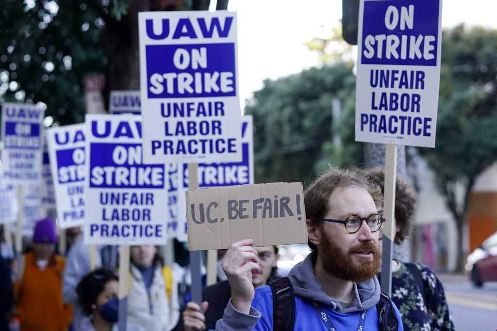 University of California reaches tentative agreement with striking employees