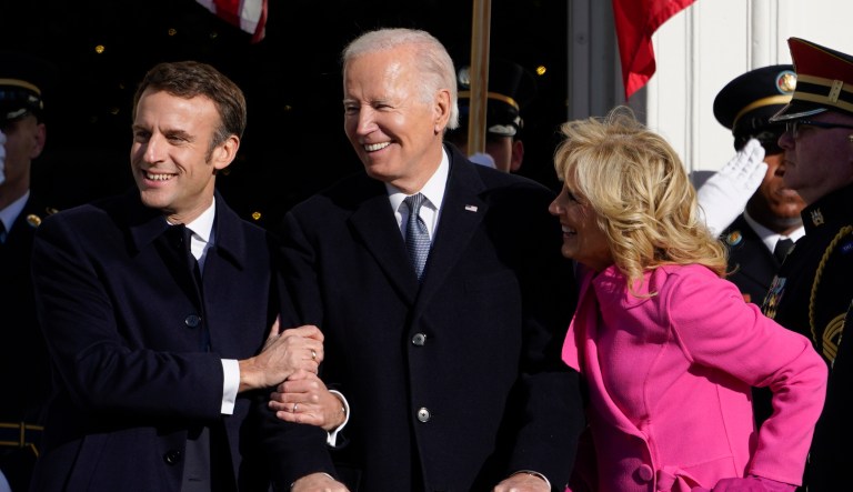 WATCH: Biden fumbles way through Macron’s White House visit