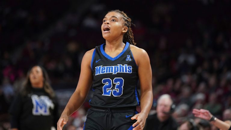 Memphis guard Jamirah Shutes.