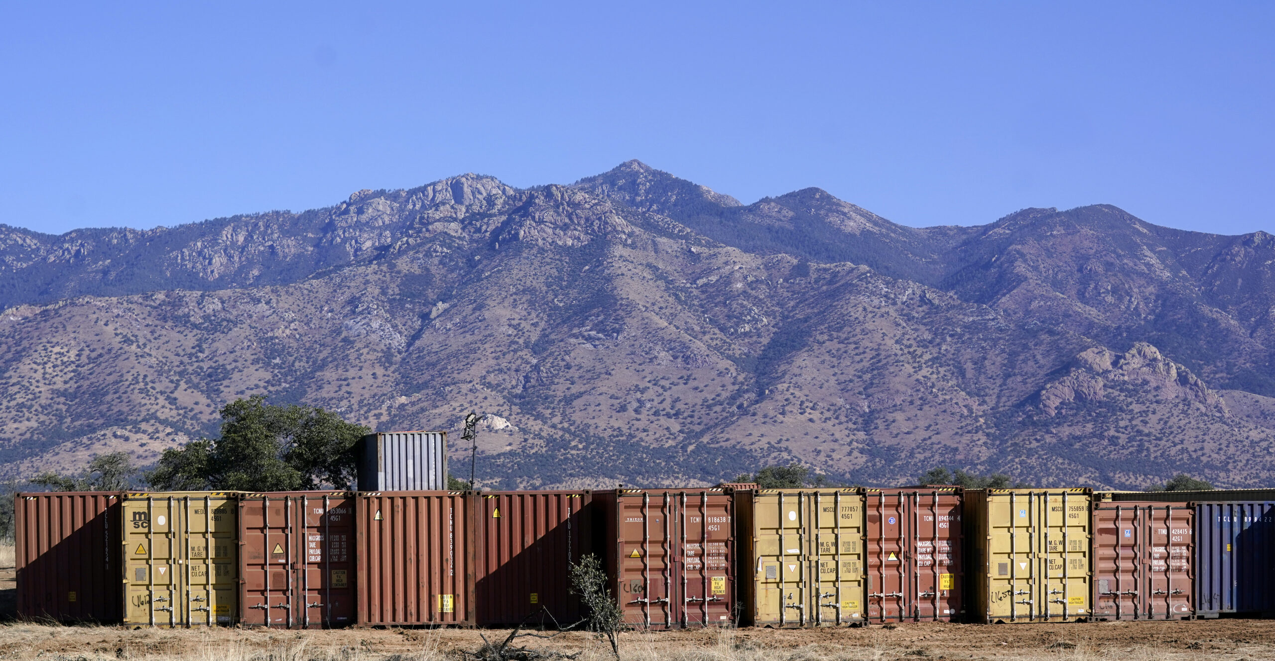 Arizona agrees to pay federal government $2.1 million for makeshift border wall