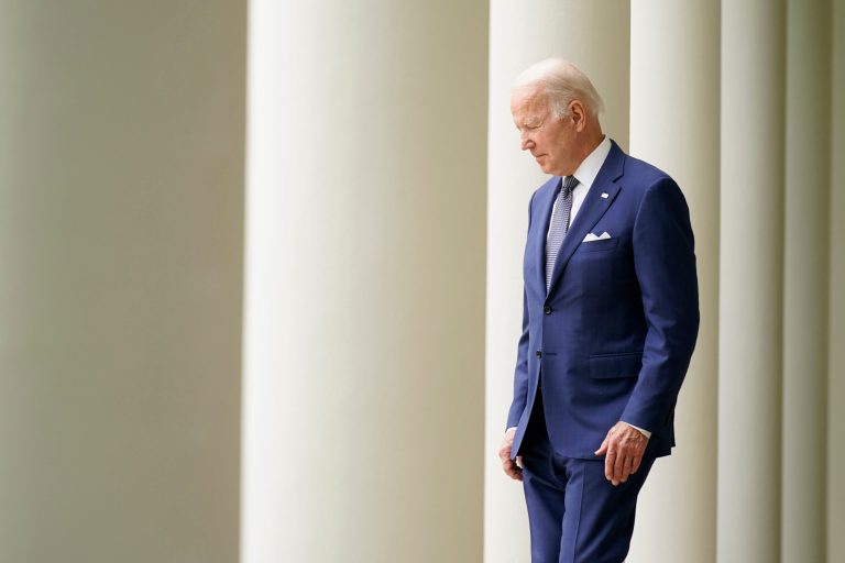 White House touts Biden’s net negative approval rating in end-of-year memo