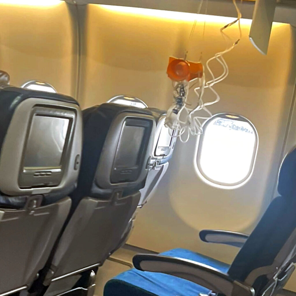 SEE IT: Severe turbulence on Hawaii Airlines flight injures 11