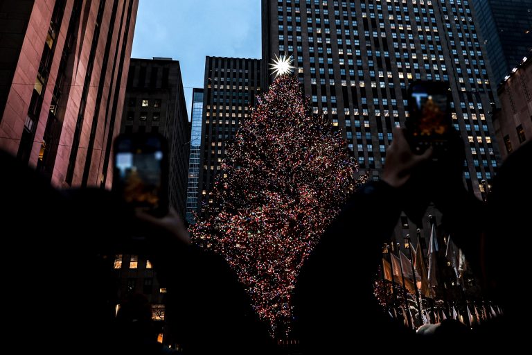 Celebrity drag queen bashes traditional values and family with new Christmas play