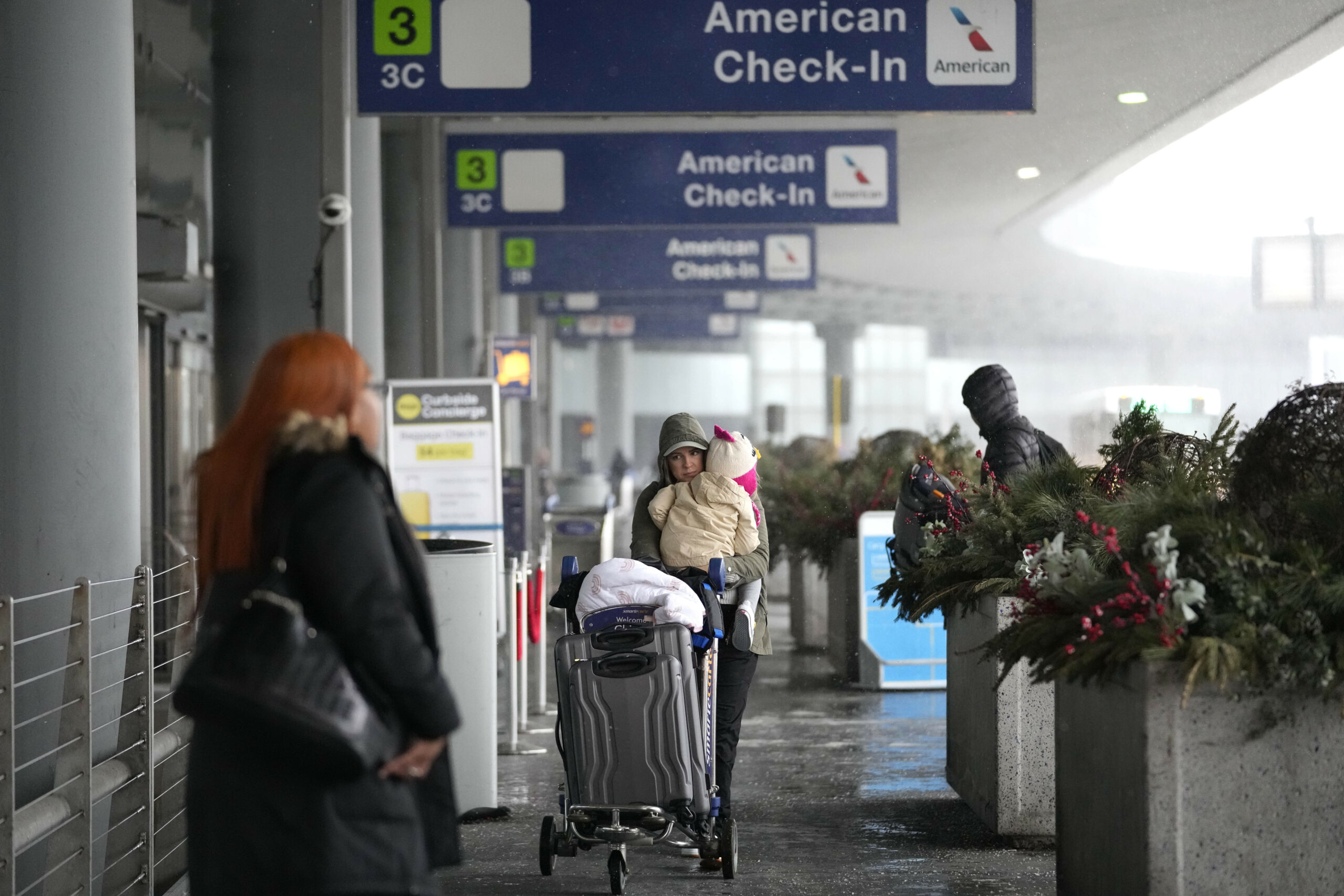 15,000 flights canceled or delayed as once-in-a-generation bomb cyclone cancels Christmas