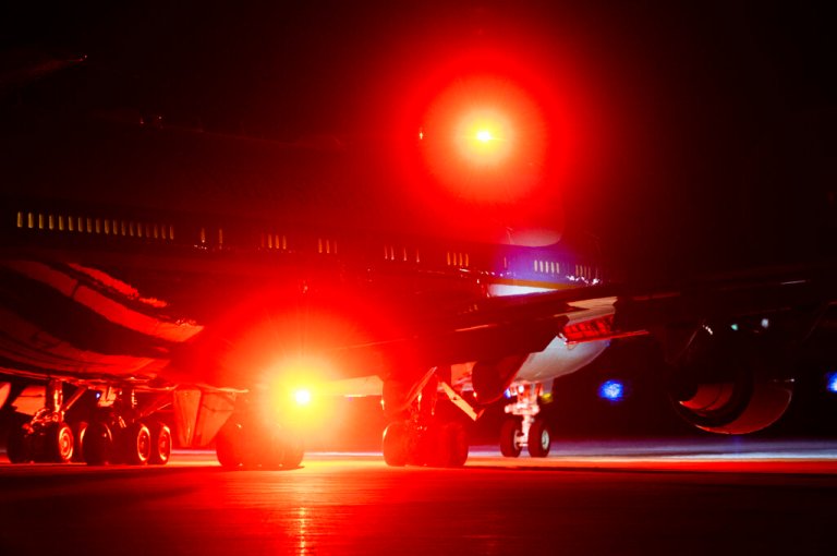 Independent voters abandon Biden, choose DeSantis and Trump