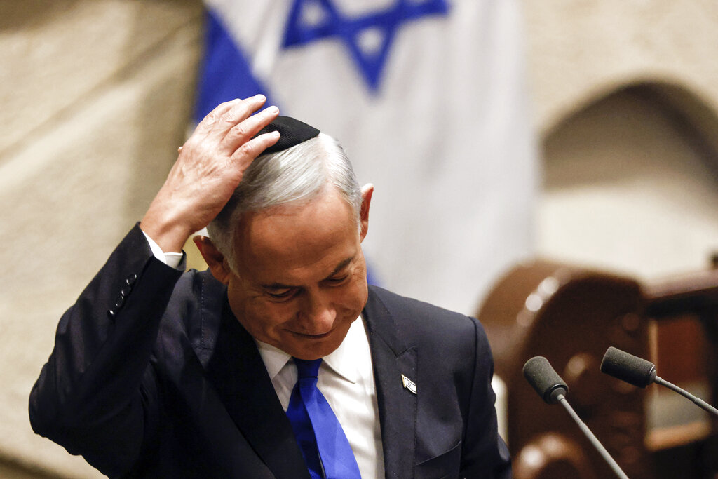 Benjamin Netanyahu sworn in as Israel prime minister after a year in opposition