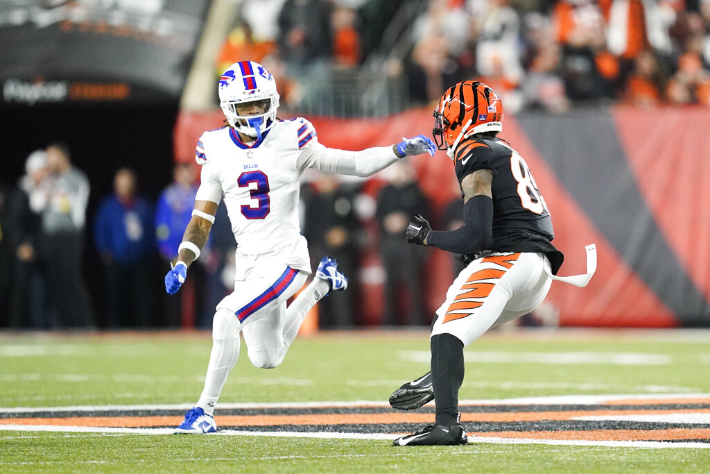 Interest in CPR training spikes after Damar Hamlin on-field cardiac arrest