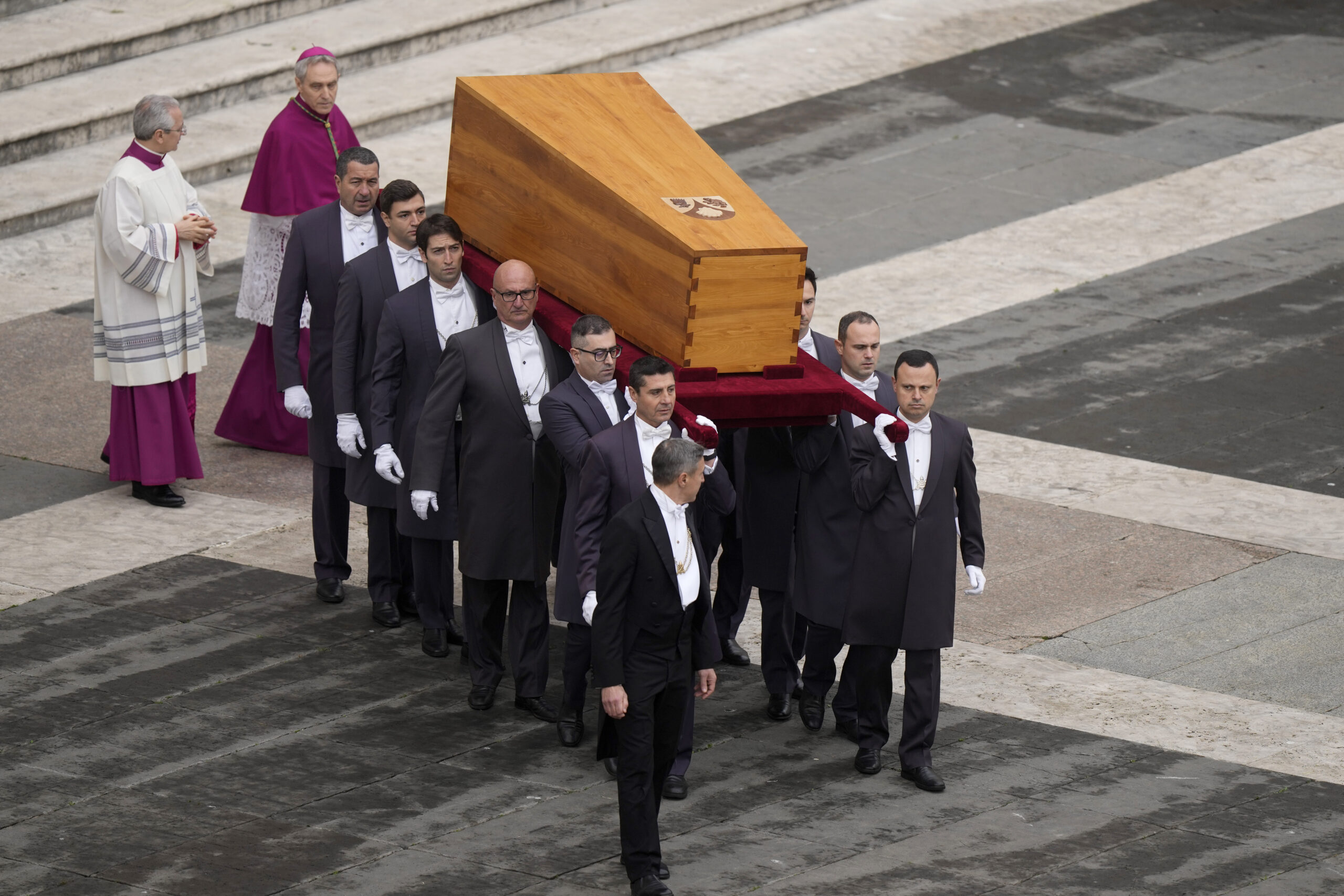 Funeral for Pope Benedict XVI draws thousands to Vatican