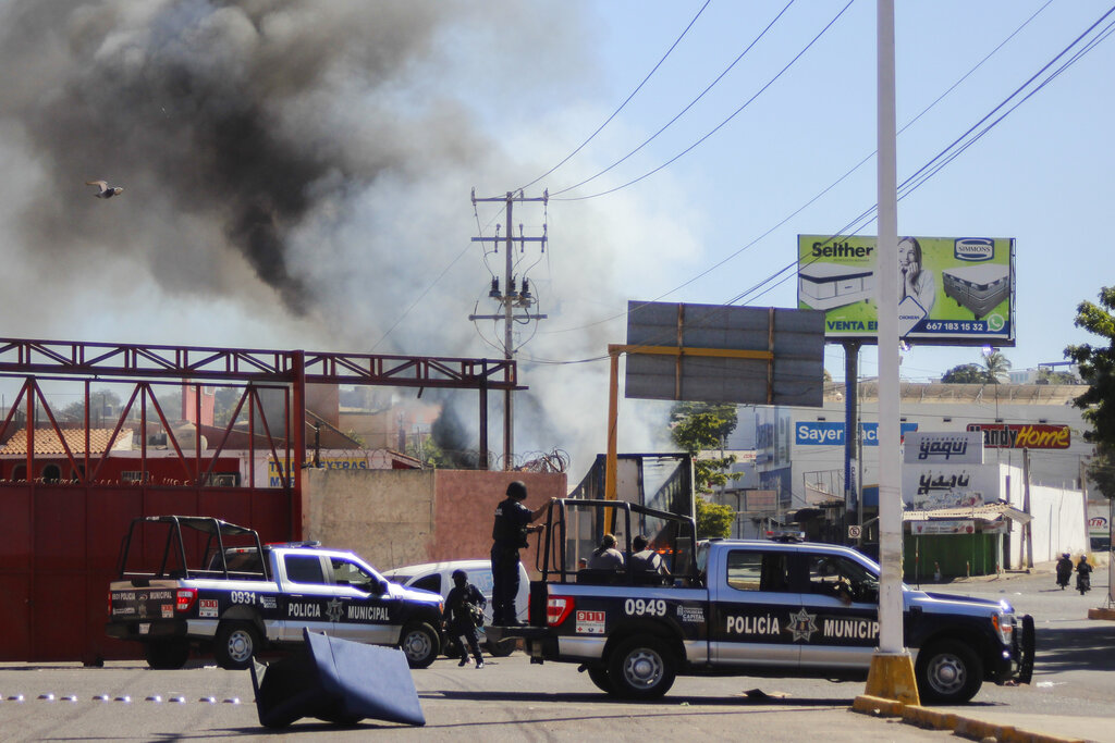 Violence grips Mexico cartel stronghold after El Chapo’s son is arrested