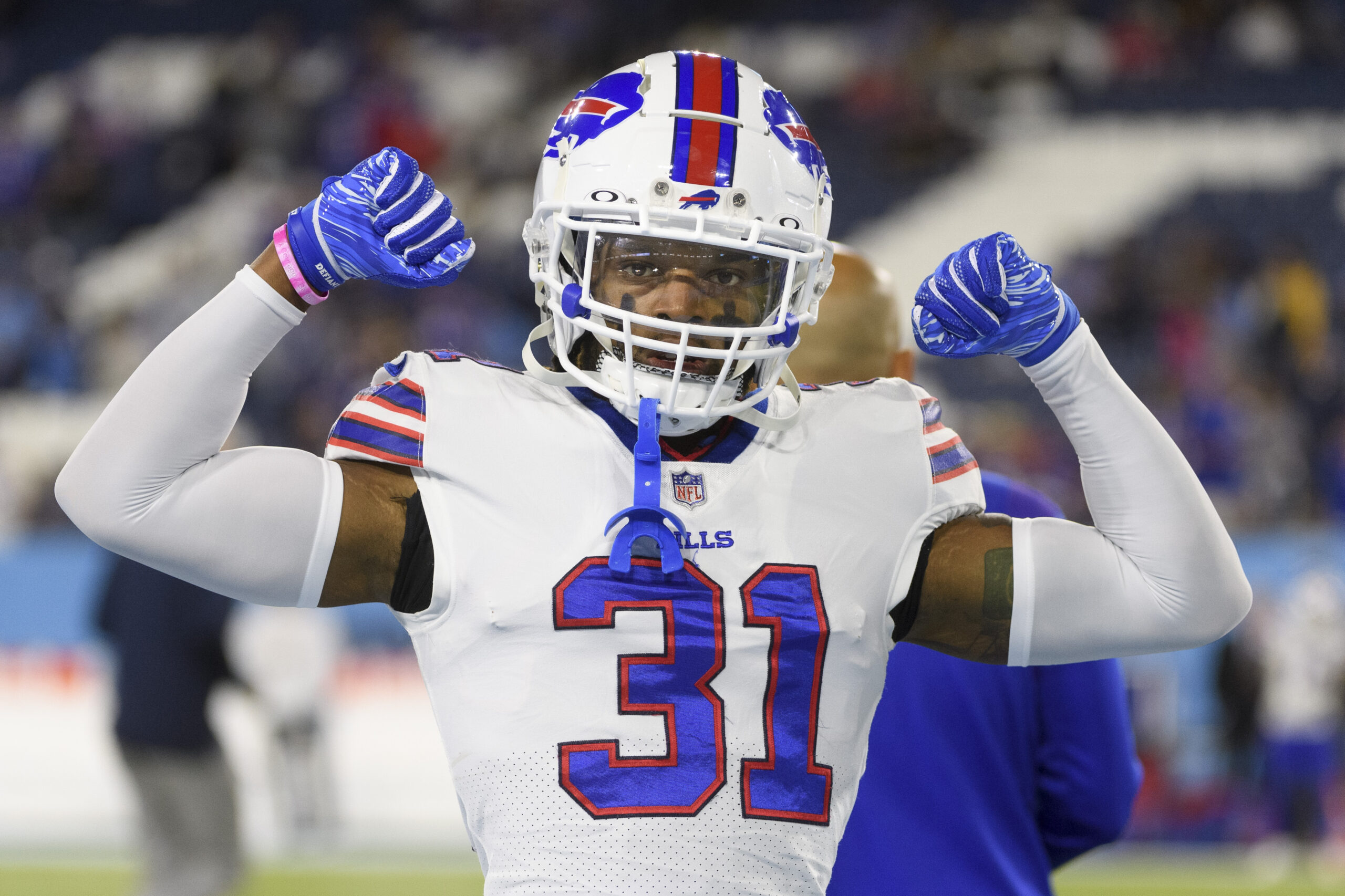 Damar Hamlin reunites with team for first time since injury