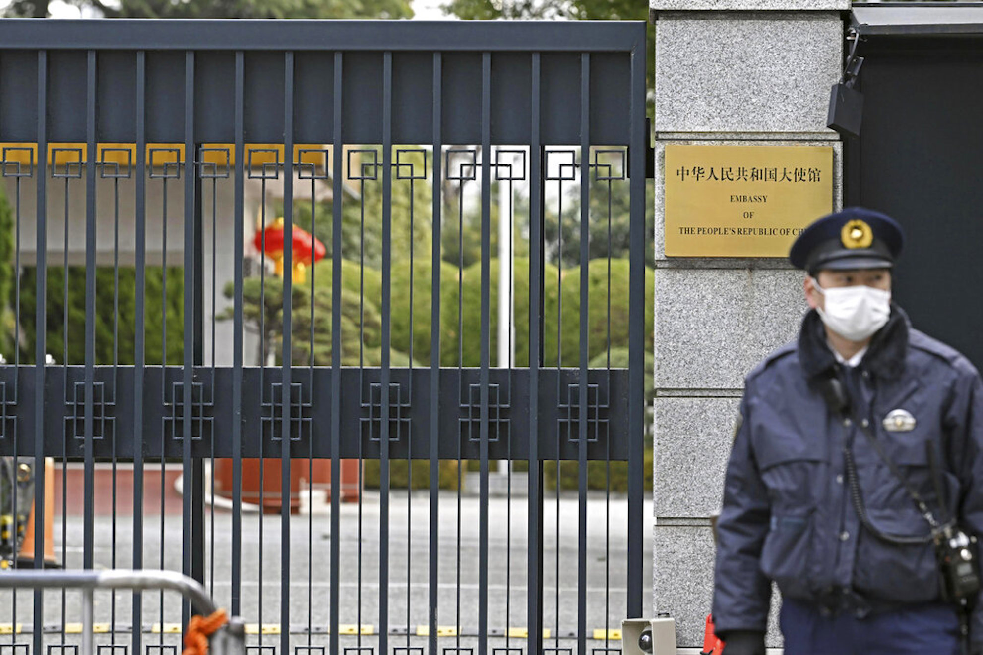 China announces resumption of visas for Japanese