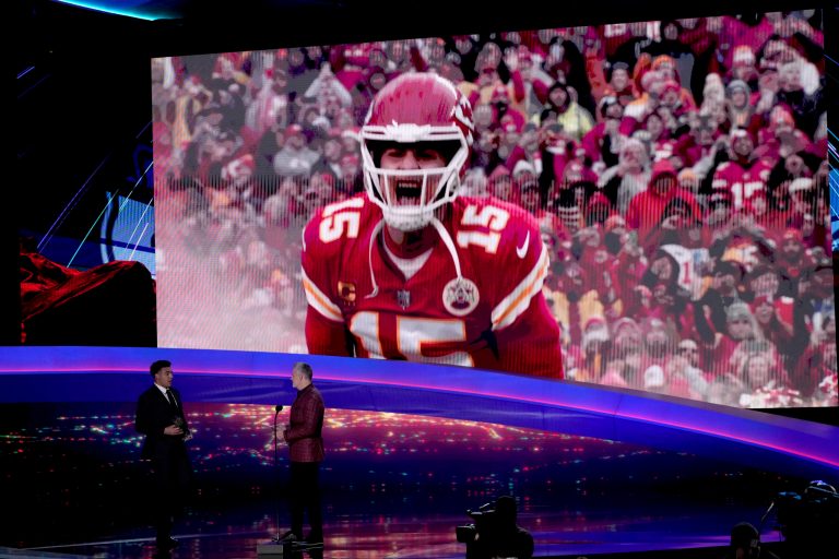 Patrick Mahomes wins 2022 NFL MVP ahead of Super Bowl