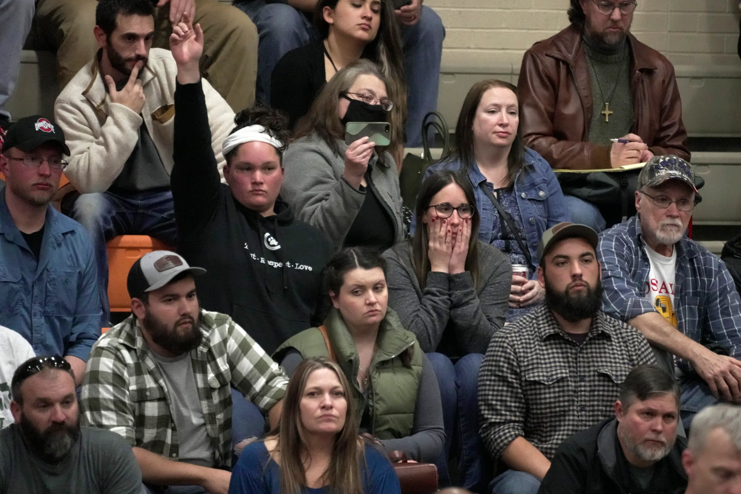 Ohio train derailment: Hundreds of angry townspeople demand answers at meeting