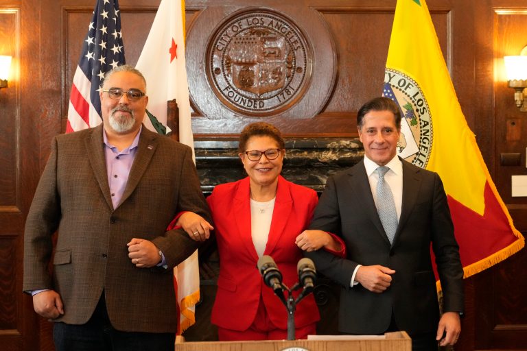 Los Angeles school district reaches deal with education union, ending three-day strike