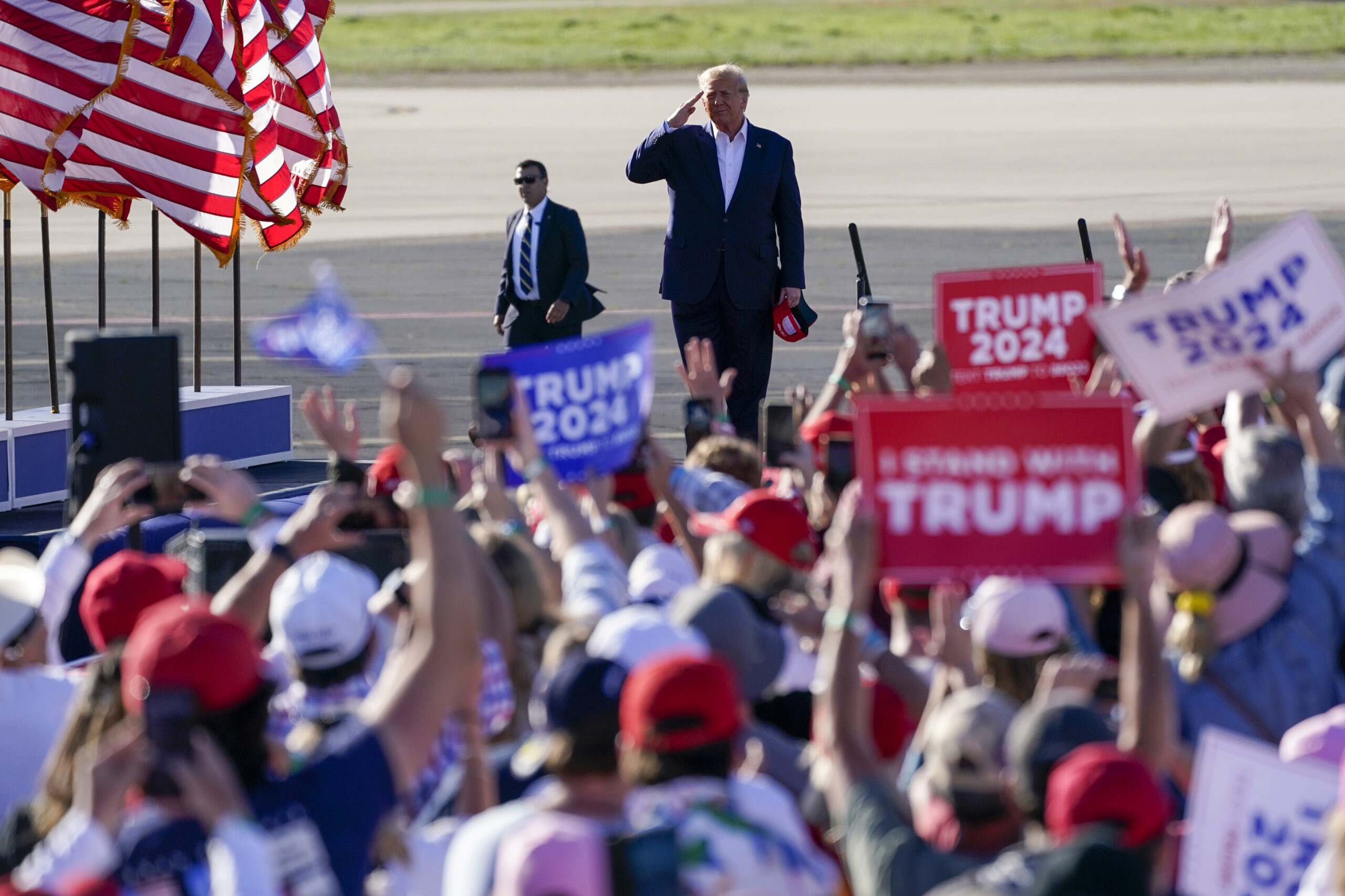 Top takeaways from Trump’s first rally since news of looming indictment threat