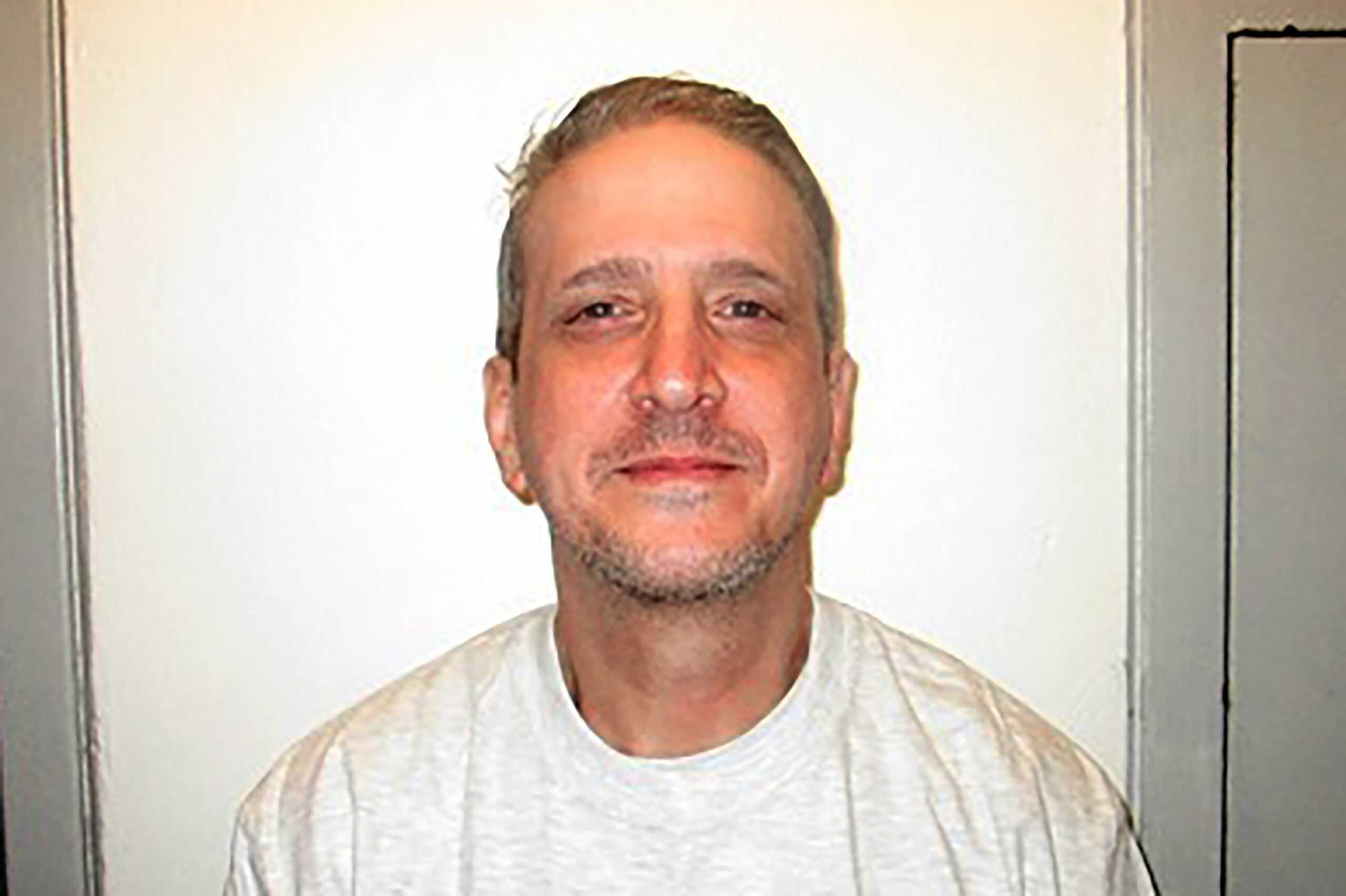 Supreme Court blocks Oklahoma death row inmate’s execution after support from AG