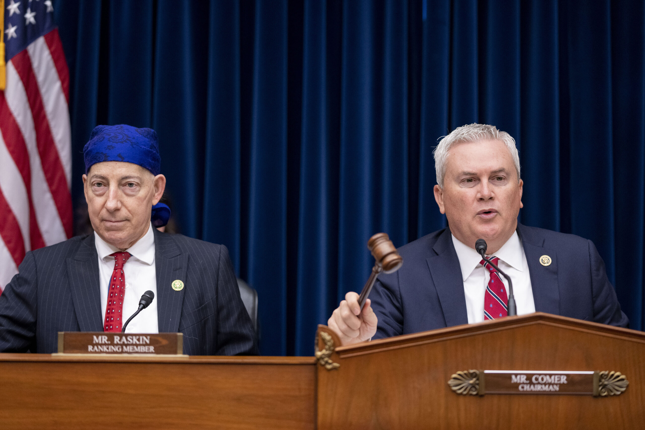 Top Oversight Democrat urges Comer to subpoena Kushner firm over foreign business dealings